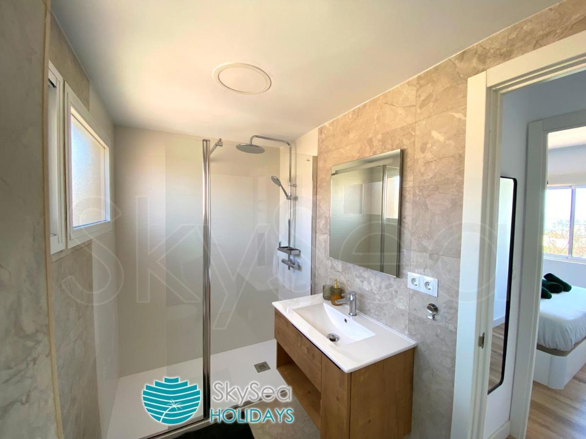 Skyseaholidays Torremolinos Centro Apartment Ngoại thất bức ảnh