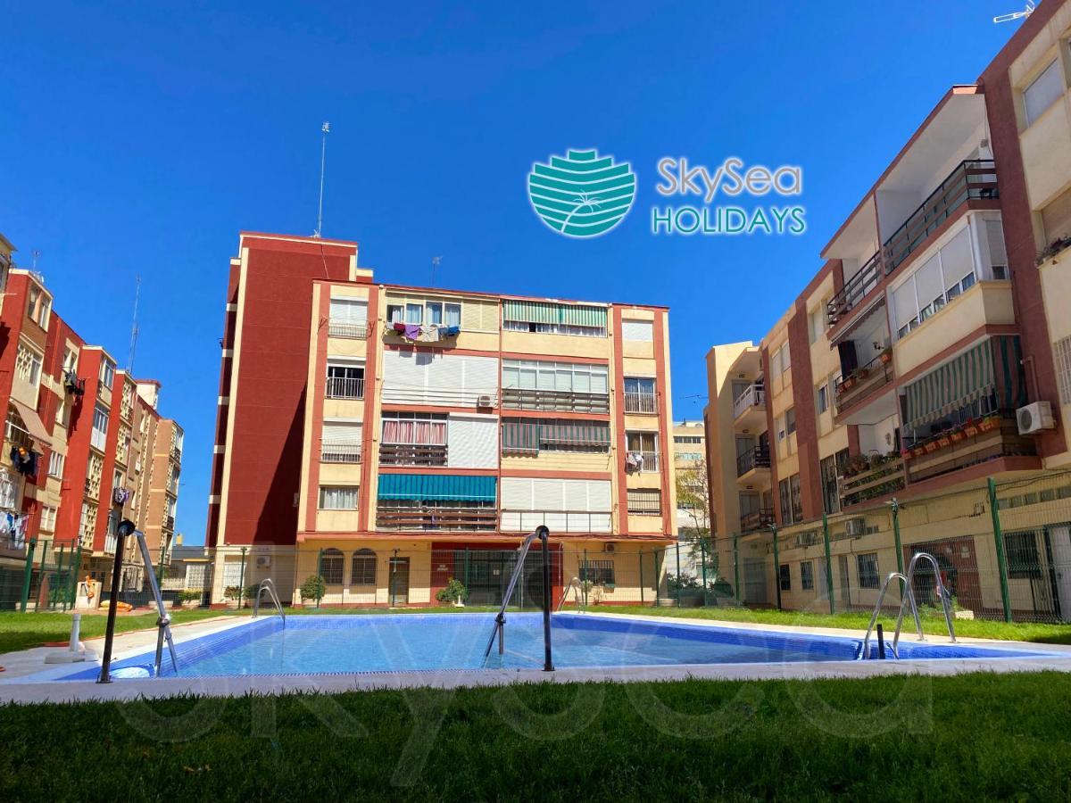 Skyseaholidays Torremolinos Centro Apartment Ngoại thất bức ảnh